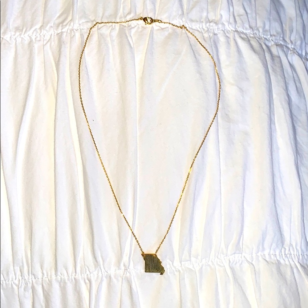 Gold Missouri necklace